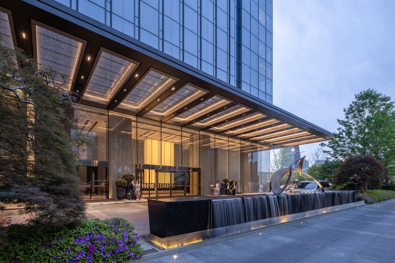 Goettsch Partners Celebrates the Completion of Four Seasons Hotel Hangzhou at Hangzhou Center image 4