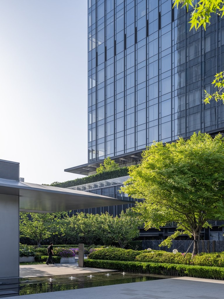 Goettsch Partners Celebrates the Completion of Four Seasons Hotel Hangzhou at Hangzhou Center image 9